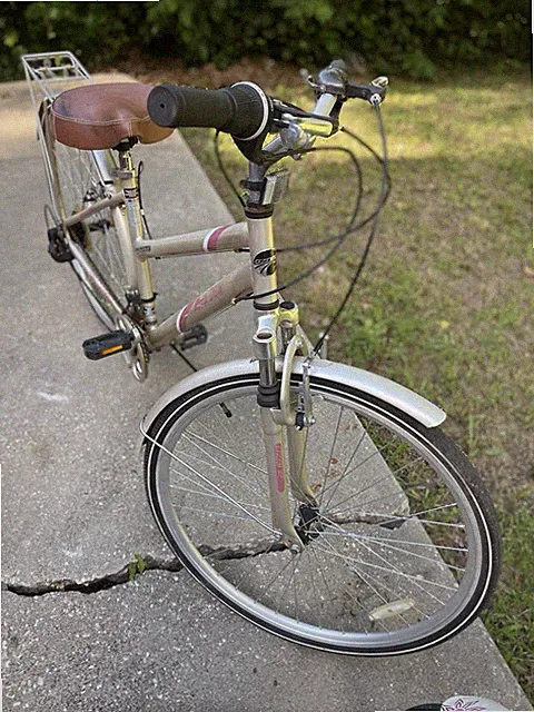 Ozone 500 Women's Monte Vista 700c 21-Speed Cruiser
